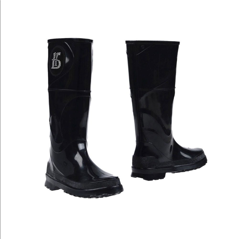 Roberto Botticelli rain boots NWT